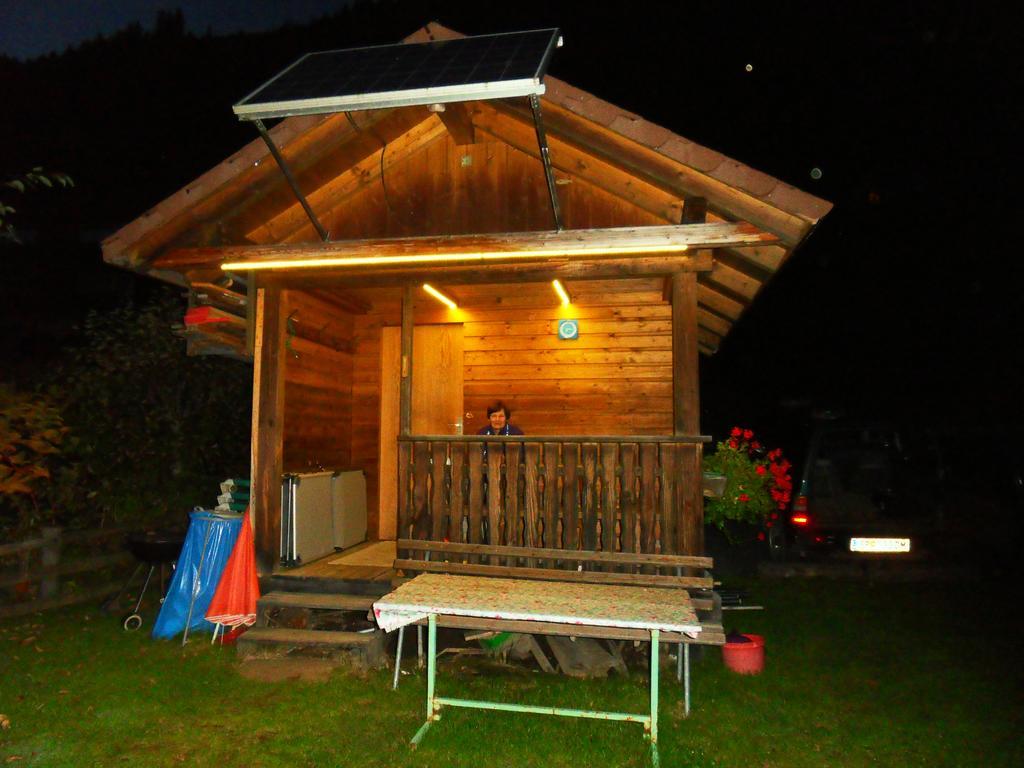 Apartamento Haus Waldblick Weissensee Exterior foto