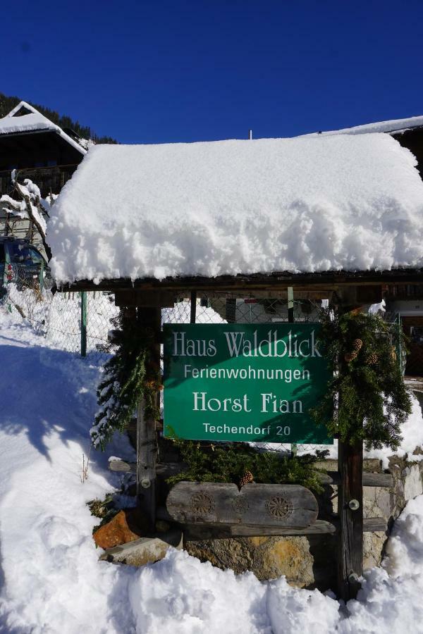 Apartamento Haus Waldblick Weissensee Exterior foto