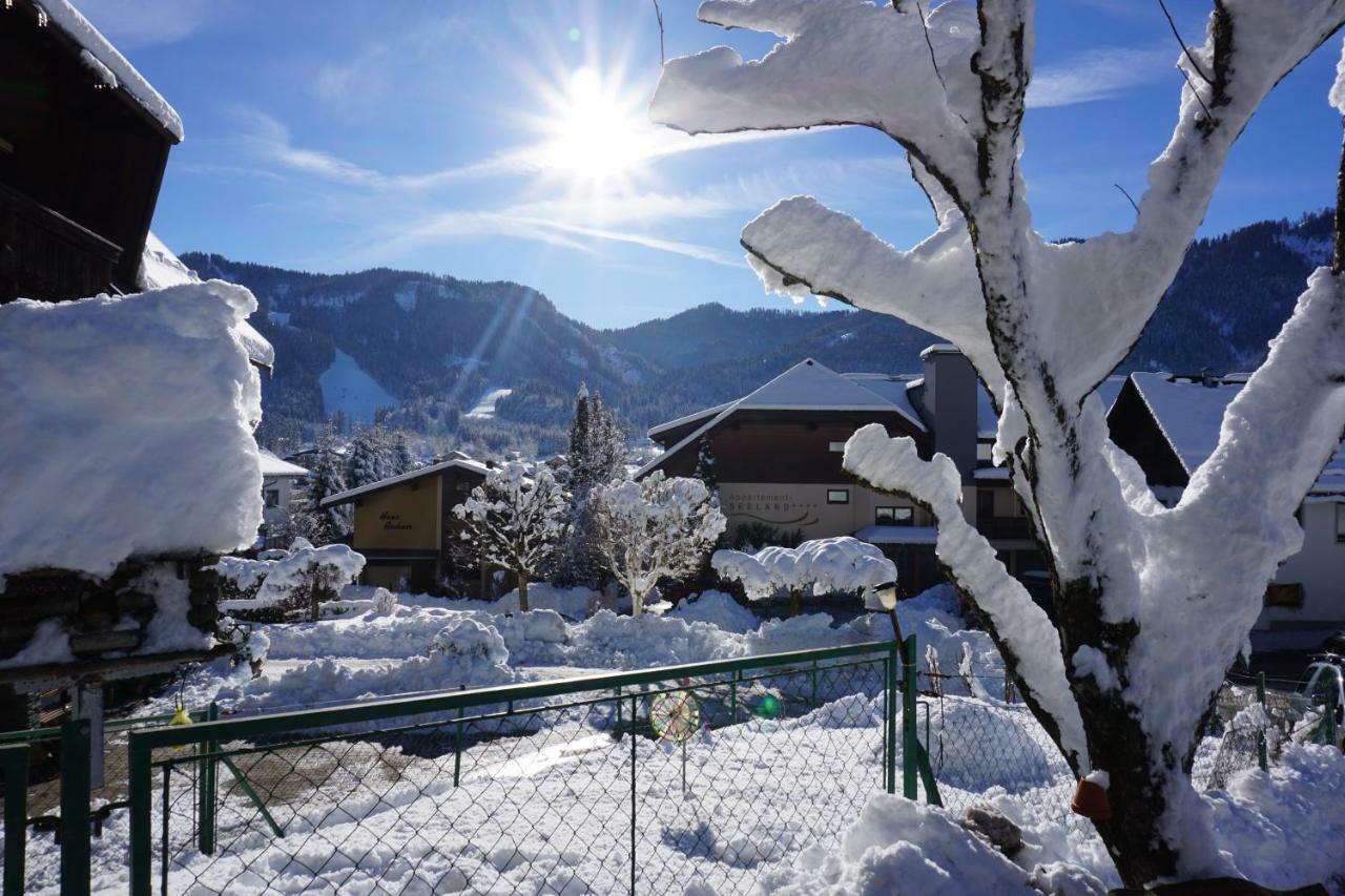 Apartamento Haus Waldblick Weissensee Exterior foto