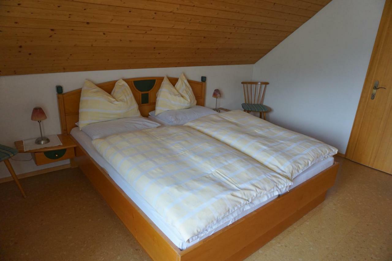 Apartamento Haus Waldblick Weissensee Exterior foto