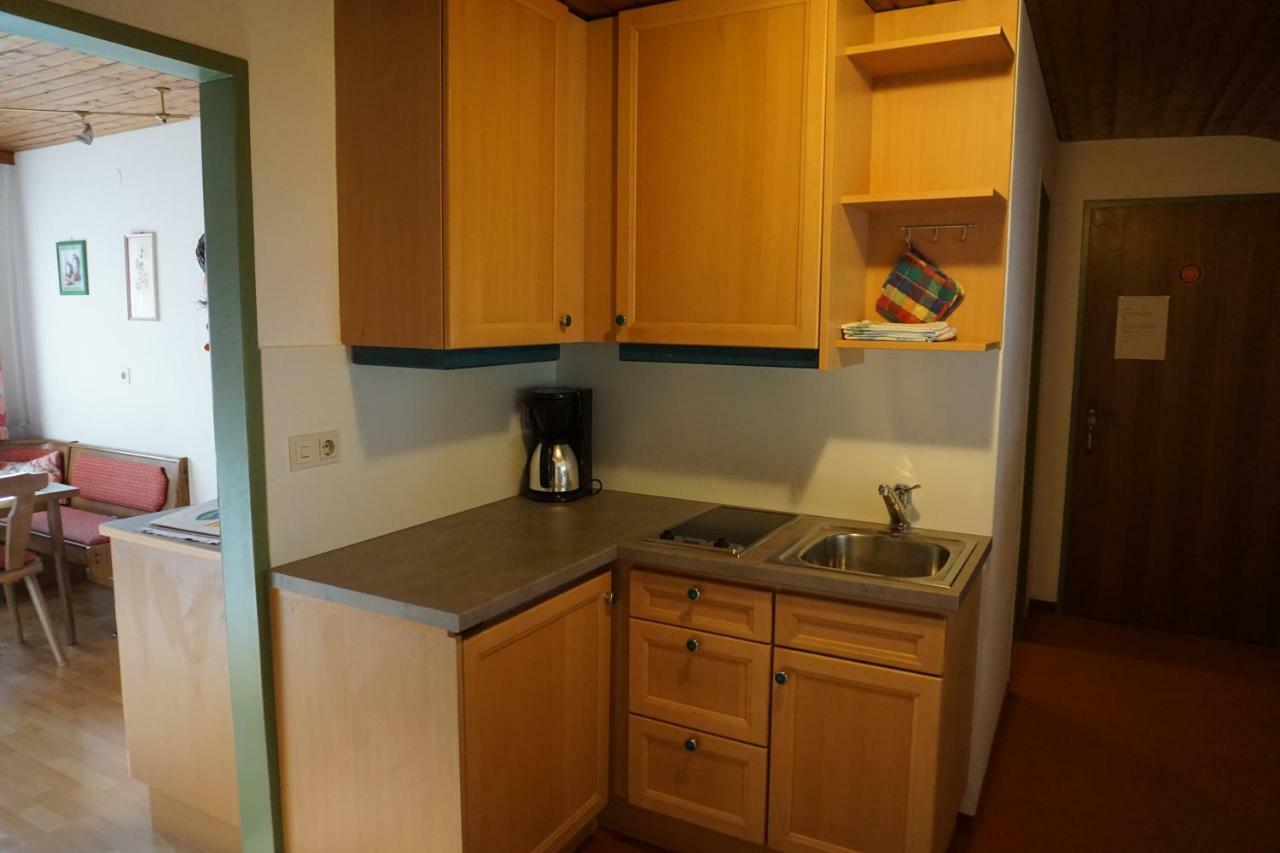 Apartamento Haus Waldblick Weissensee Exterior foto